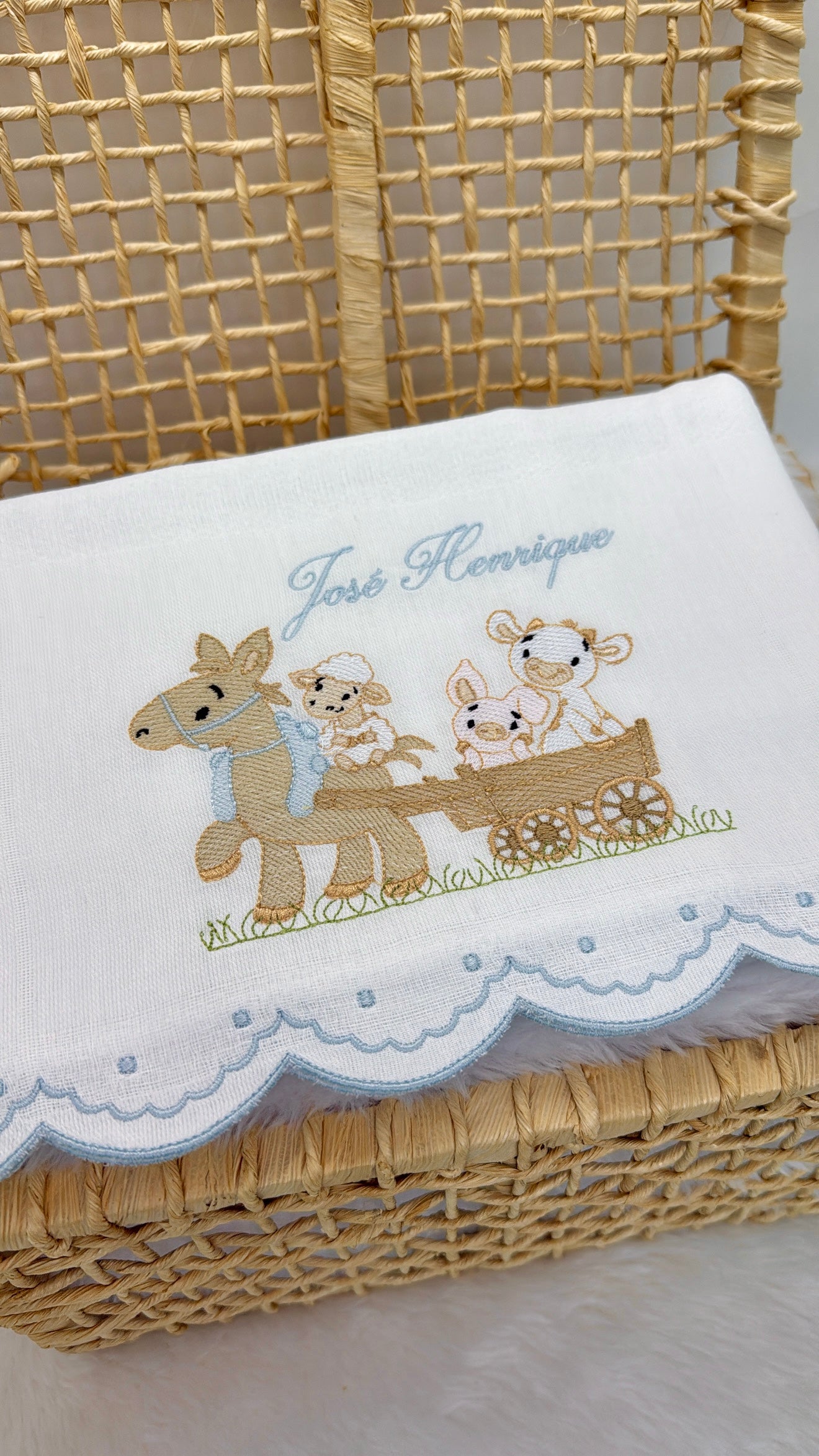 Kit 3 Fraldas Bordadas Charrete dos Animais