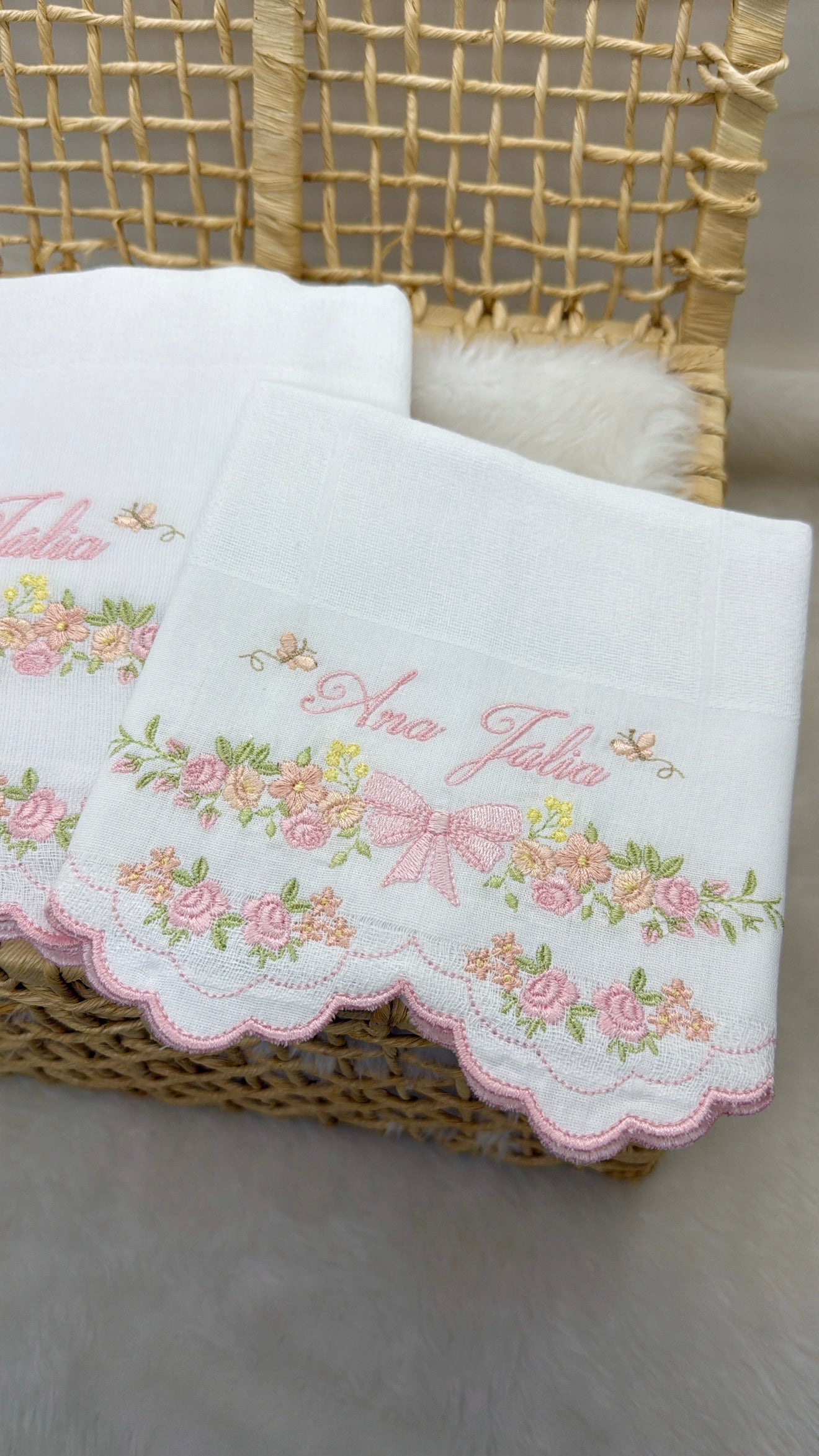 Kit 2 Fraldas Bordadas Laço Petit Jardin