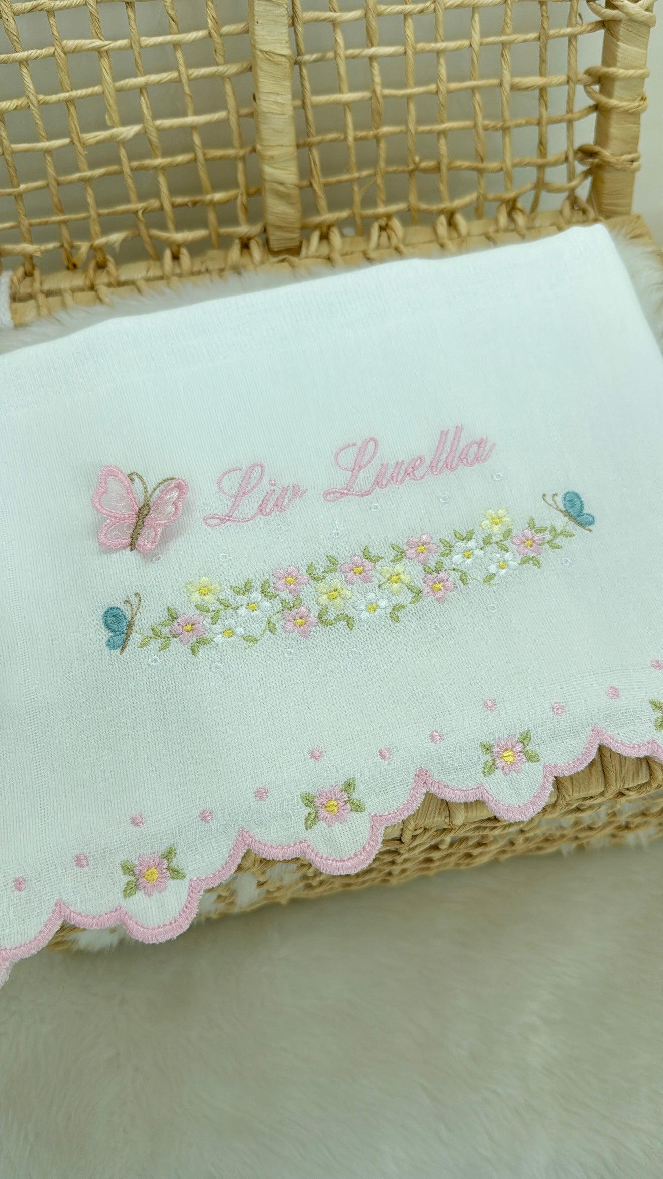 Kit 3 Fraldas Bordadas Floral com Borboleta 3D