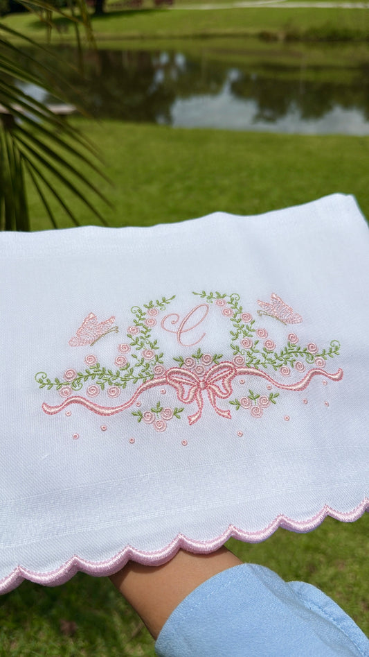 Kit 3 Fraldas Bordadas Laço Floral Rococó