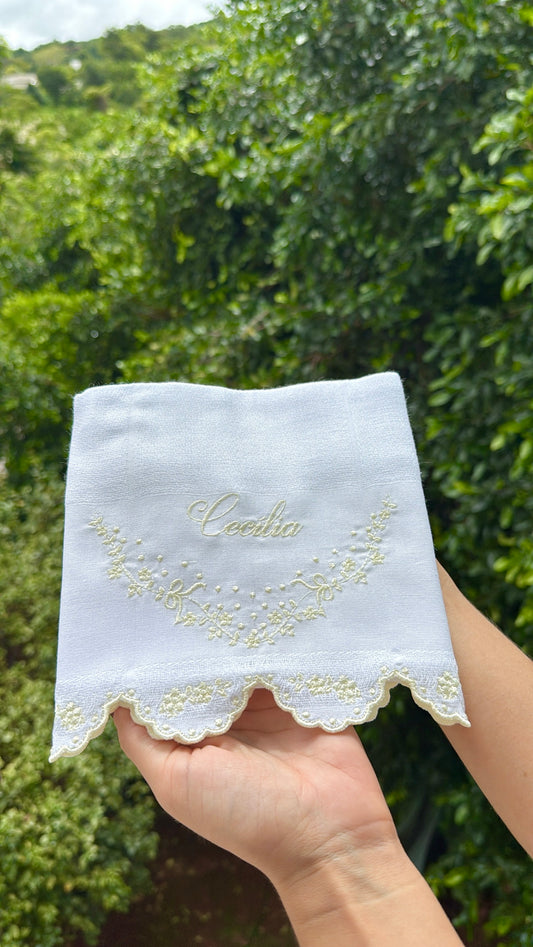 Kit de 3 fraldas bordadas Art Nouveau