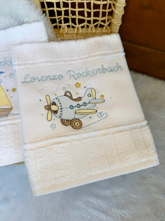 Toalha Escolar Aviãozinho